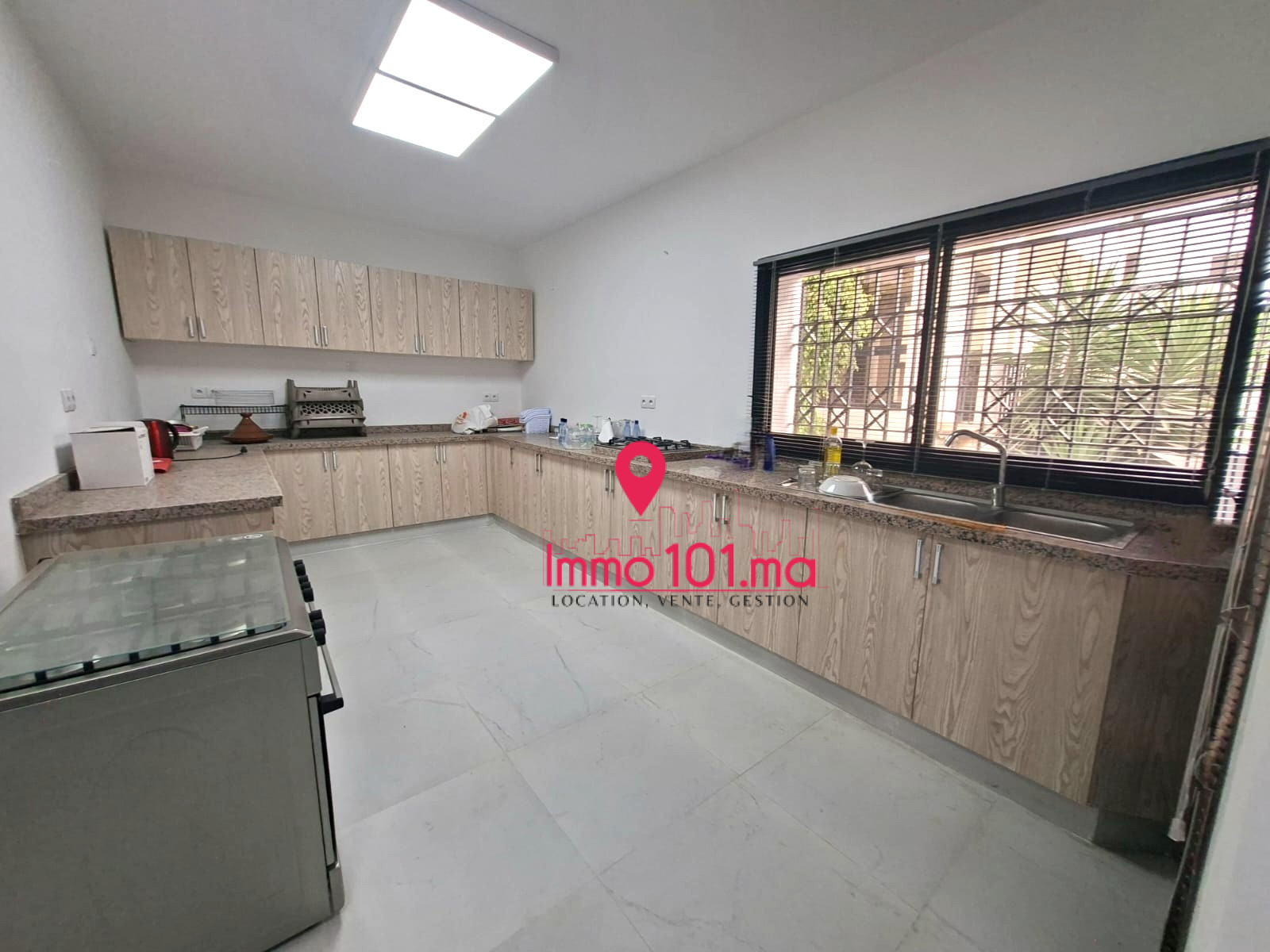 Duplex à vendre à Hay Riad AYV2409